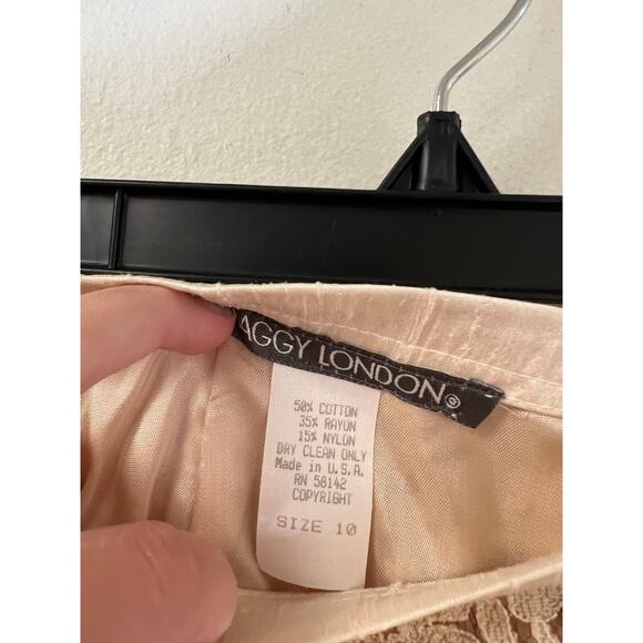 Maggy London Cream Silk Jacket and Lace Skirt Suit Sz 10 - Picture 6 of 8